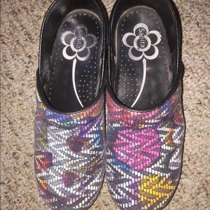 Sanita Clogs EUC